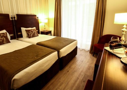 Quarto Twin