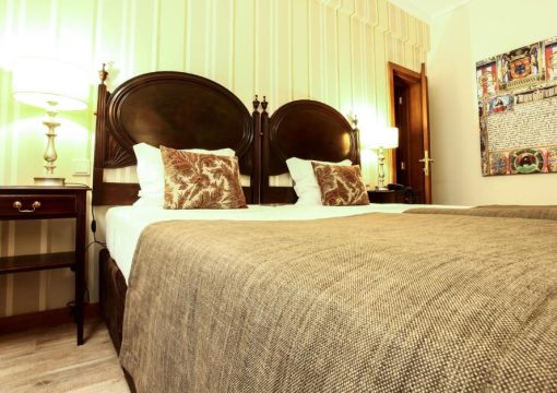 Quarto Twin