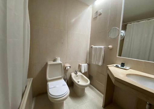 Quarto Duplo